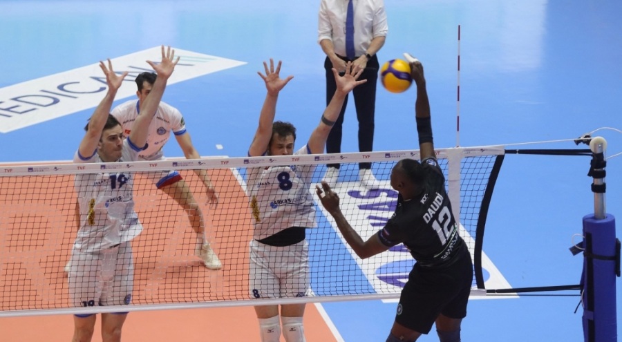 Arkas Spor, Bursa Büyükşehir Belediyespor'u mağlup etti