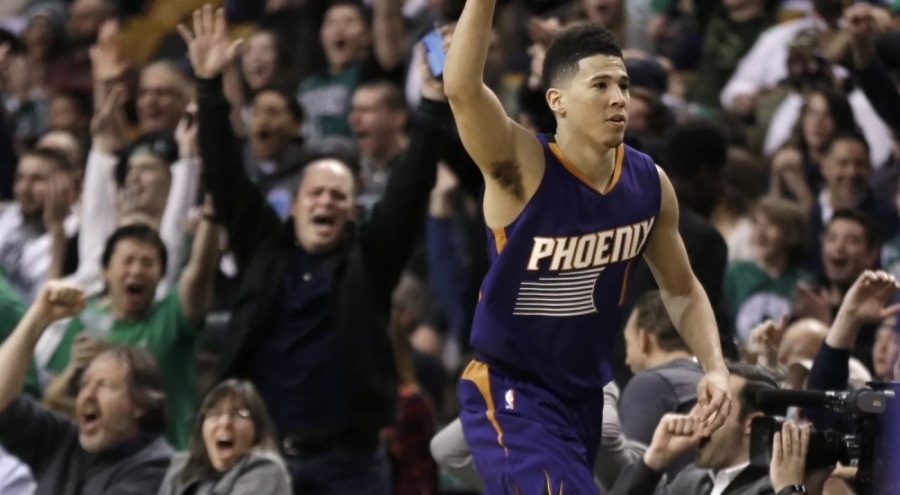 NBA'de Devin Booker'ın yıldızı parladı: Tam 52 sayı attı