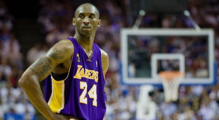 Kobe Bryant'ın şampiyonluk yüzüğü rekor fiyata alıcısını buldu