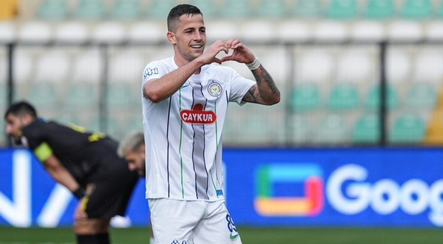 Rizespor, İstanbulspor'u 4-0 mağlup etti