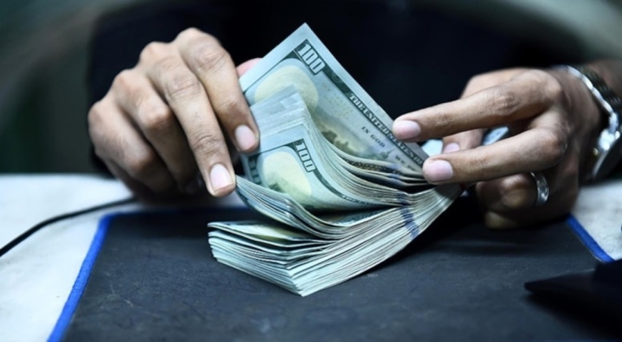 Dolarda seçim sonrası dalgalanma devam ediyor