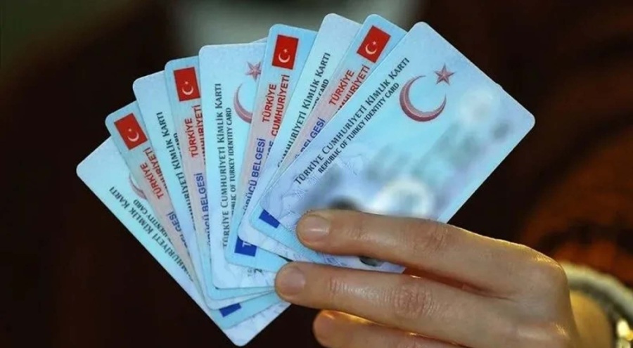 Ehliyet yenilemek için 15 TL ödemeyenlere 13 bin TL ceza!