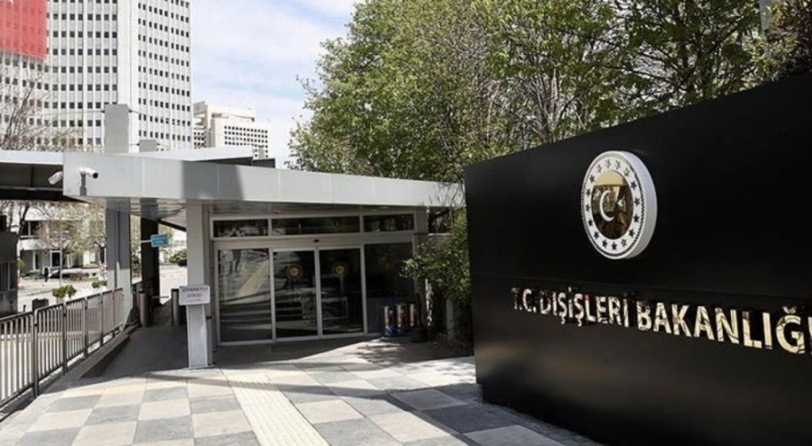 Türkiye, Azerbaycan'a doğru mayın haritalarını teslim etmesi için Ermenistan'a çağrı yaptı