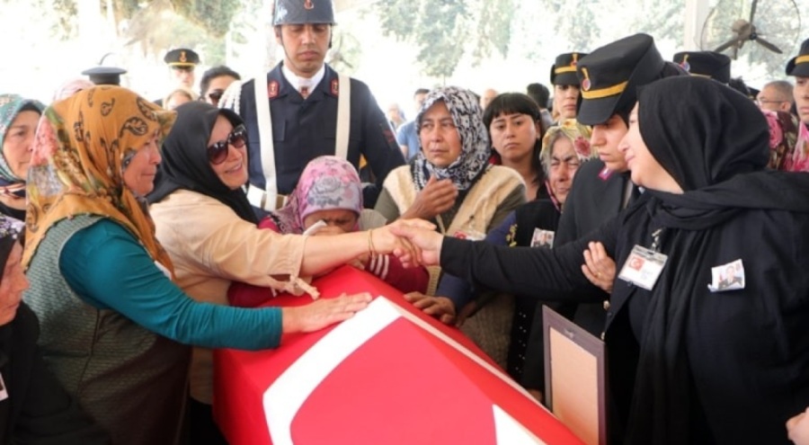 Kaza şehidi astsubaya acı veda