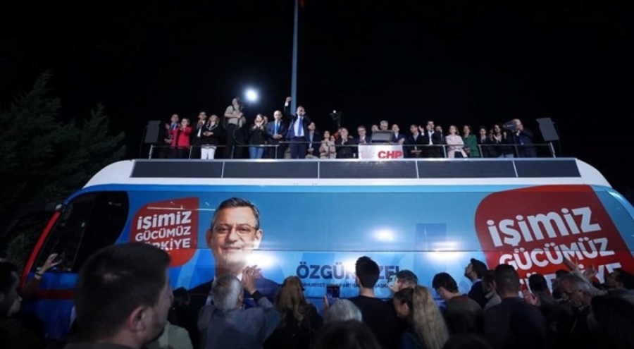 Özgür Özel, seçilmiş belediye başkanlarını bir araya getirecek