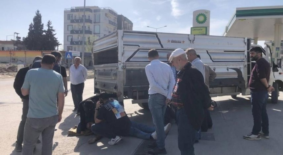 Adıyaman'da otomobil ile motosiklet çarpıştı!