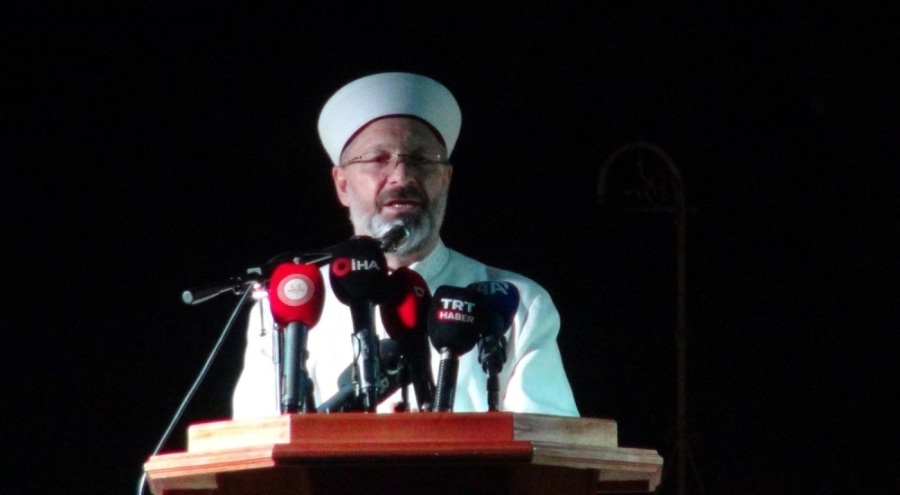 Ali Erbaş: 'Birbirimize karşı güven duymalıyız'