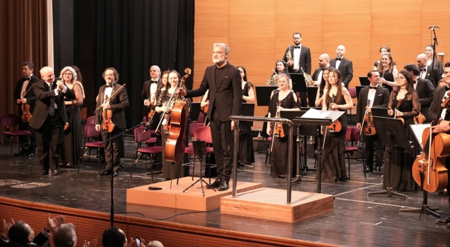 Prof. Dr. Ayhan Kızıl, Bursa'da senfonik konserle anıldı