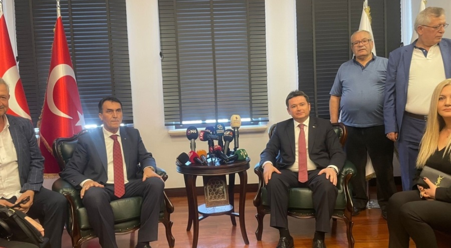 Osmangazi'nin yeni başkanı Erkan Aydın resmen göreve başladı!