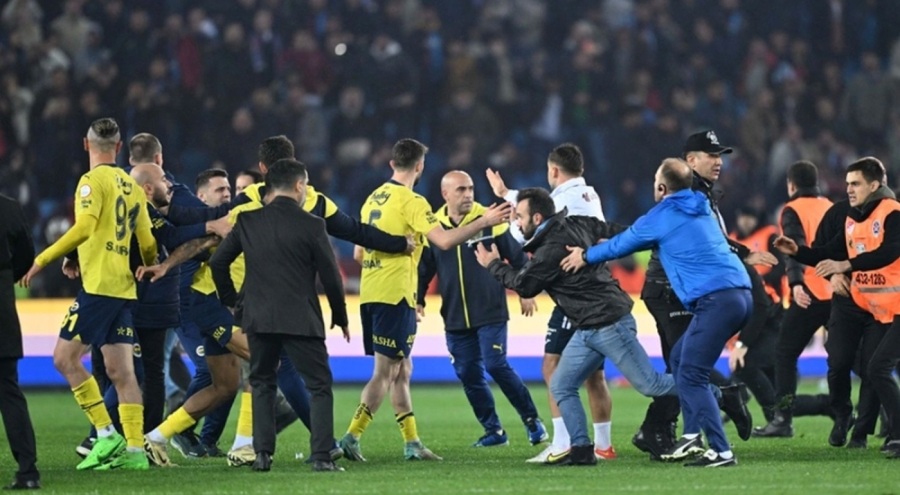 Trabzonsporlu taraftarlar tahliye edildi