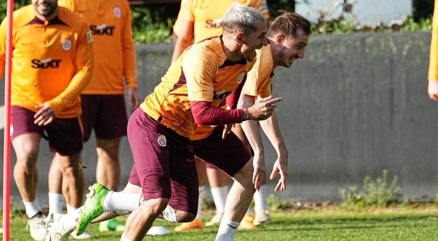 Galatasaray, Fenerbahçe maçı hazırlıklarına devam etti