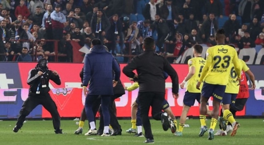 Tahkim Kurulu, olaylı Trabzonspor-Fenerbahçe maçı kararlarını duyurdu