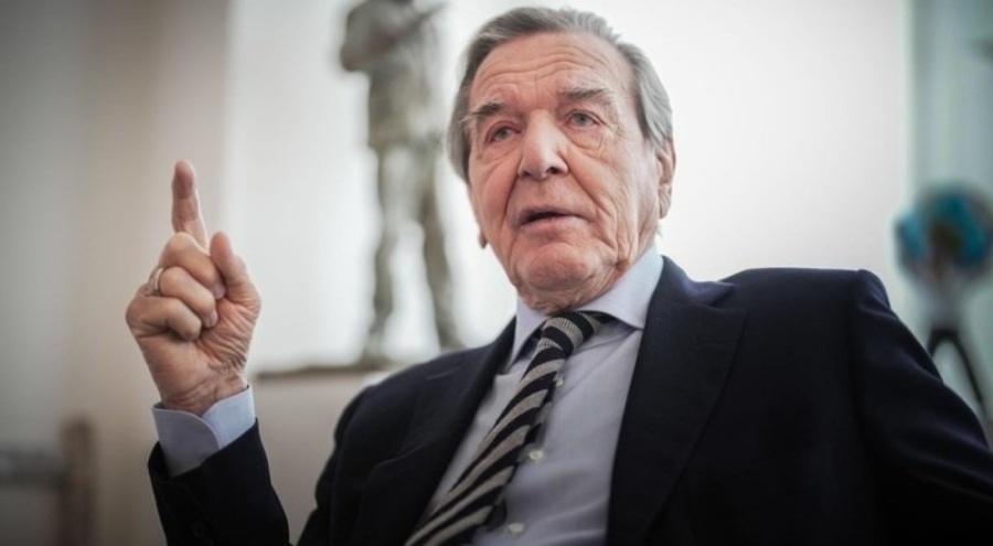 Eski Başbakandan iktidara sert tepki