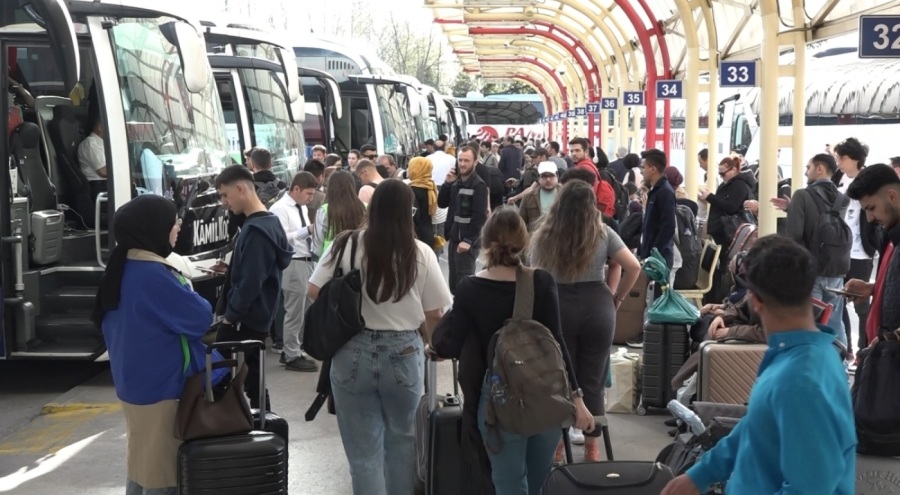 Bursa Terminali'nde 9 günlük tatil yoğunluğu başladı