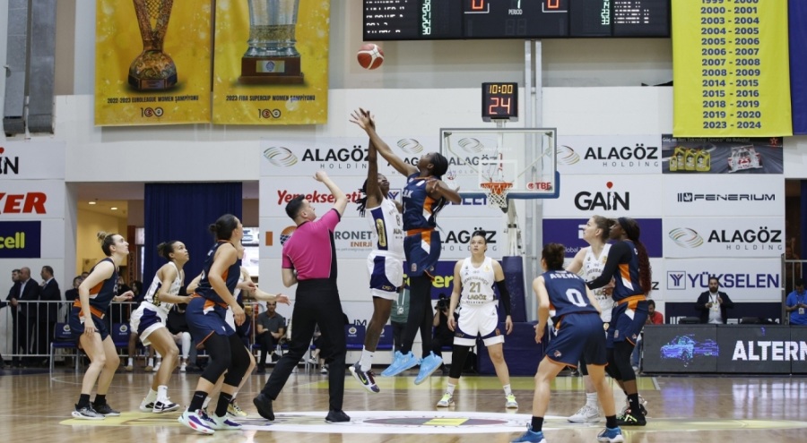 Fenerbahçe Kadın Basketbol Takımı, finalde avantaj peşinde