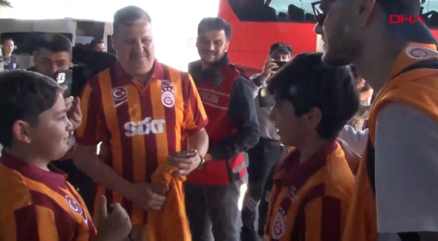 Galatasaray, Süper Kupa için Şanlıurfa'ya hareket etti