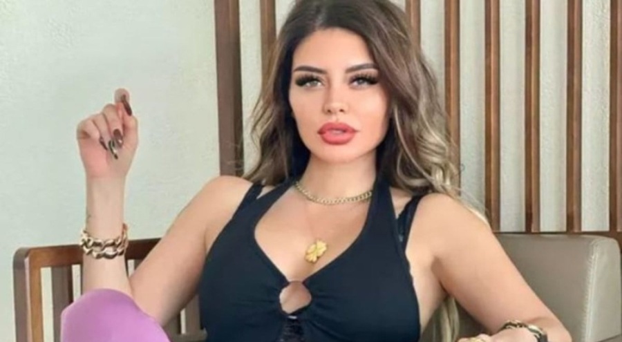 Ebru Polat başörtülü pozlarını paylaştı!