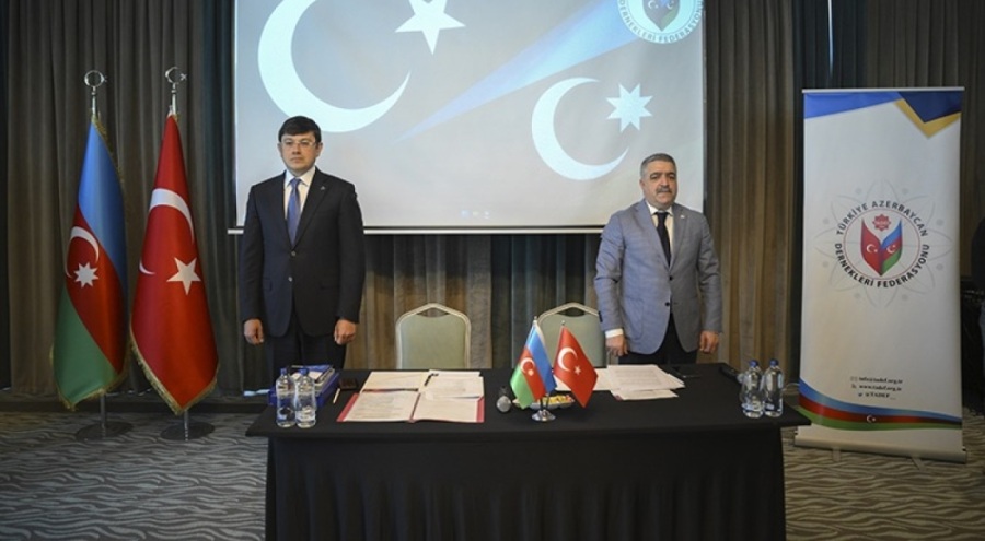 Azerbaycan Devlet Diaspora Komitesi Başkanı Türkiye'deki Azerbaycan dernekleriyle buluştu