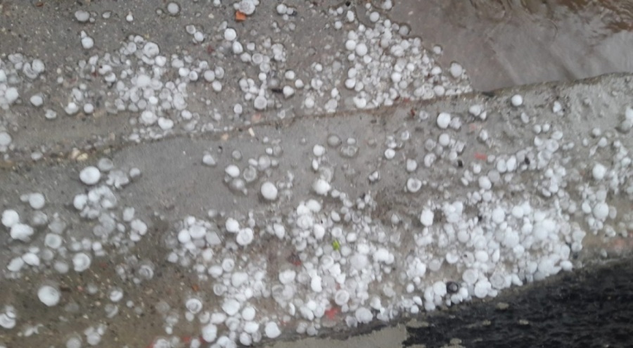 Adana'da fındık büyüklüğünde dolu yağdı