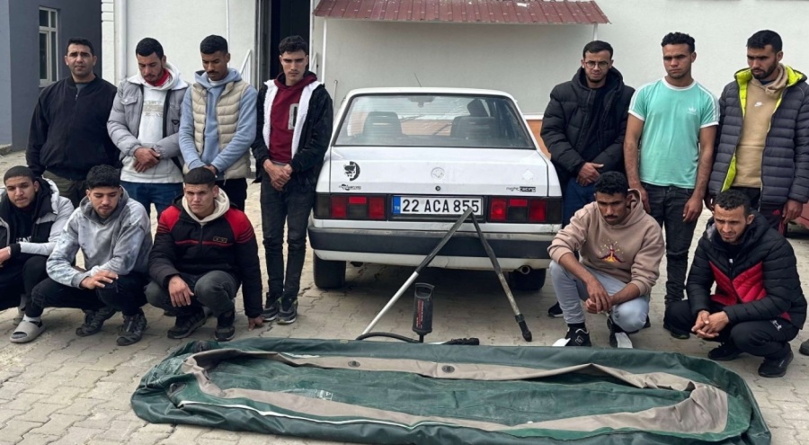 Edirne'de 15 düzensiz göçmen yakalandı