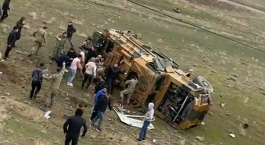 Van'da askeri araç kaza yaptı! 6 asker yaralı