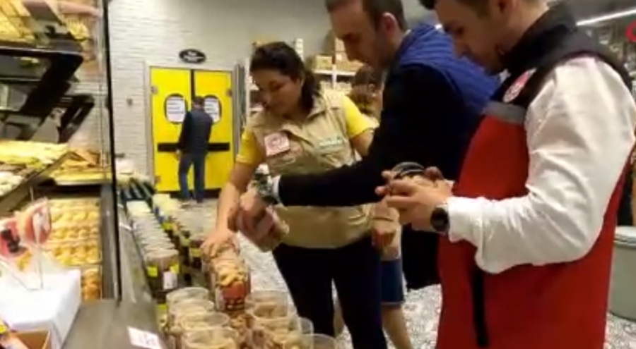 Bakan duyurdu: 1022 ürün uygunsuz çıktı