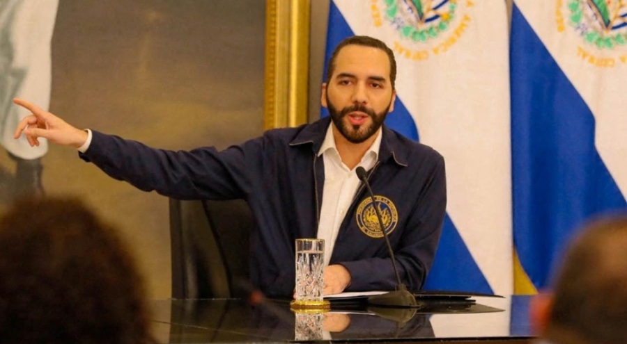 El Salvador 5 bin "ücretsiz pasaport" verecek!