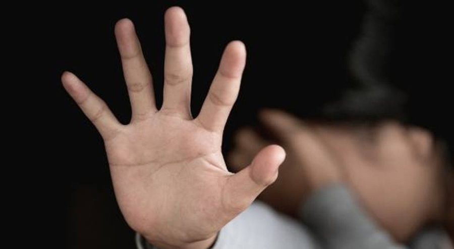 Okul müdüründen 8 kız öğrenciye cinsel taciz iddiası!