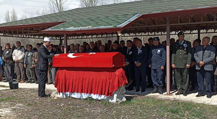 Kayınpederi ve kayınbiraderinin saldırısı sonucu ölen astsubaya acı veda