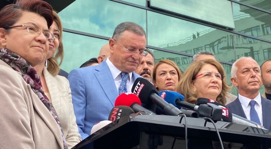 Lütfü Savaş: Seçim oldu bittiye getiriliyor