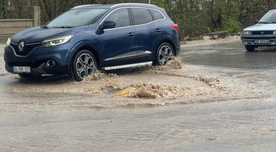 Malatya'da sağanak yağış etkili oldu
