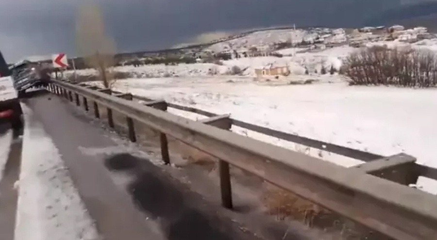 Kayseri'de şiddetli dolu yağışı kazalara neden oldu