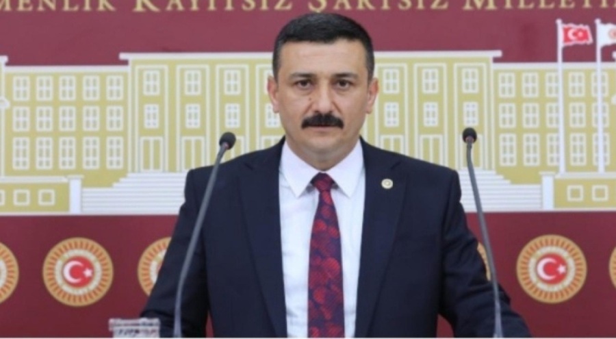 Bursa Milletvekili Türkoğlu Osmangazi Meydanı'nı Meclis'e taşıdı!