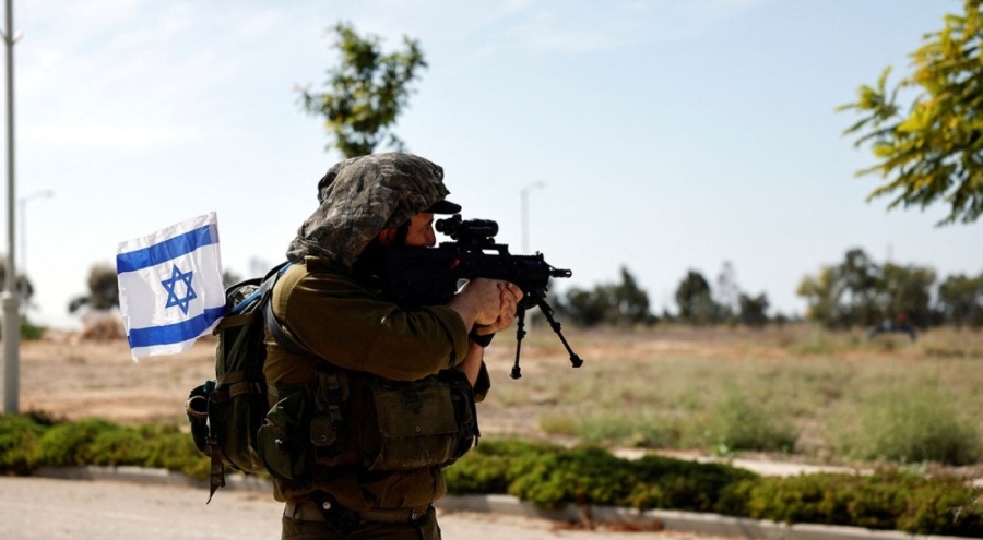 İsrail, kara saldırısı öncesinde Refah'a sığınanları çıkarmak için 40 bin çadır satın aldı