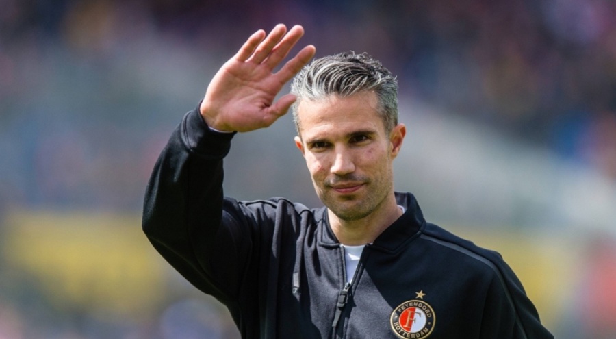 Van Persie teknik direktörlüğe hazırlanıyor