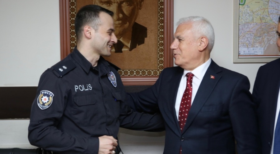 Başkan Mustafa Bozbey'den Polis Teşkilatı'na bayram tebriği