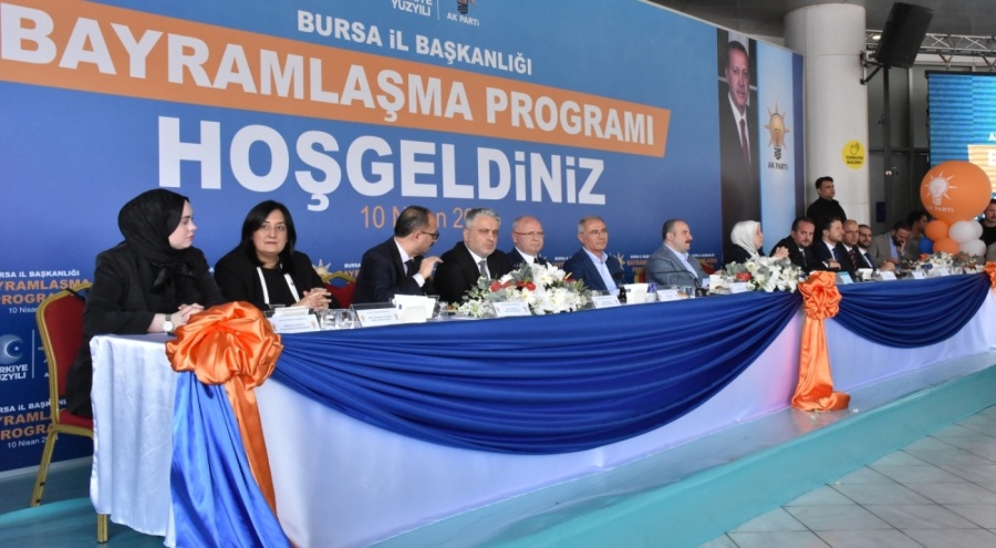 AK Parti Bursa teşkilatı bayramlaştı
