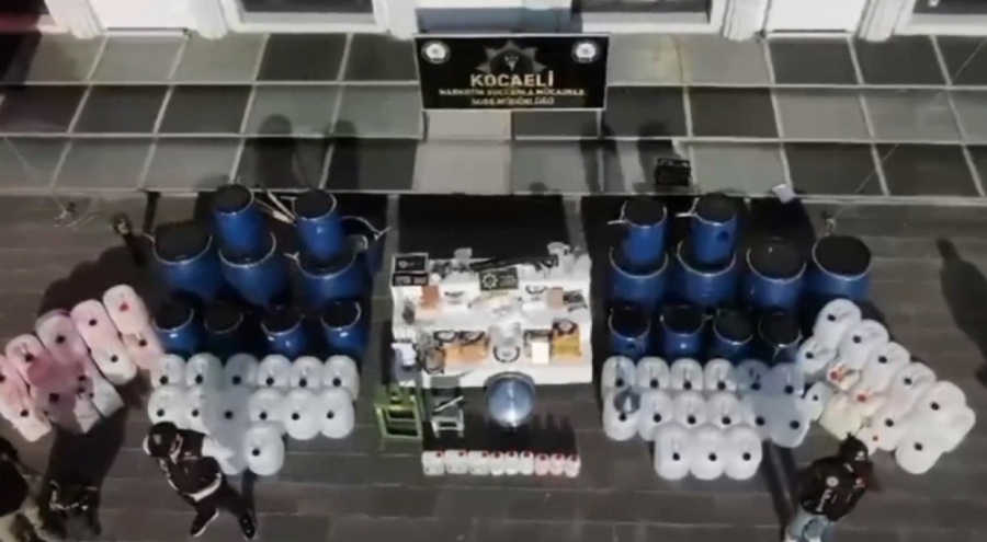 Uluslararası uyuşturucu suç örgütüne operasyon! Kilolarca kokain ele geçirildi