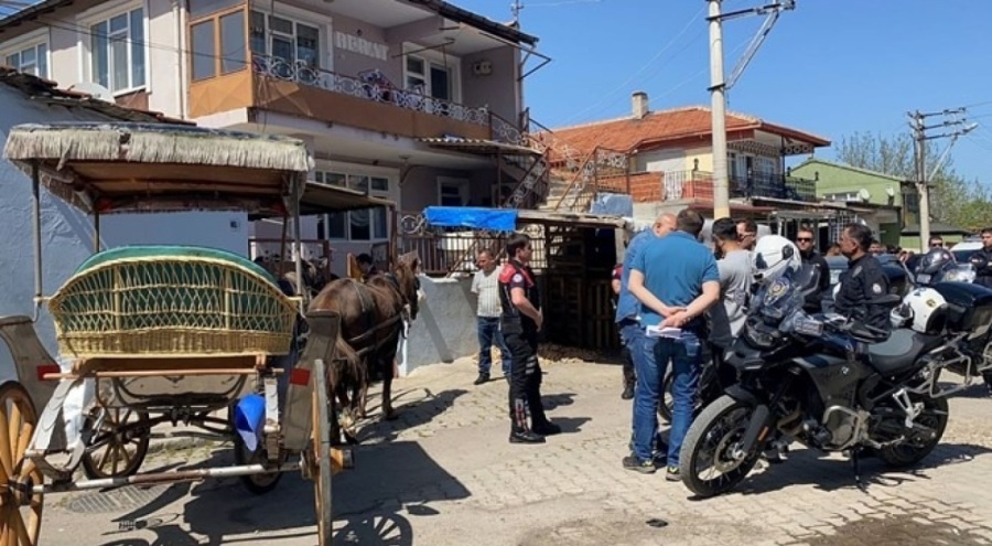 Husumetli faytoncular çatıştı! Yaralılar var