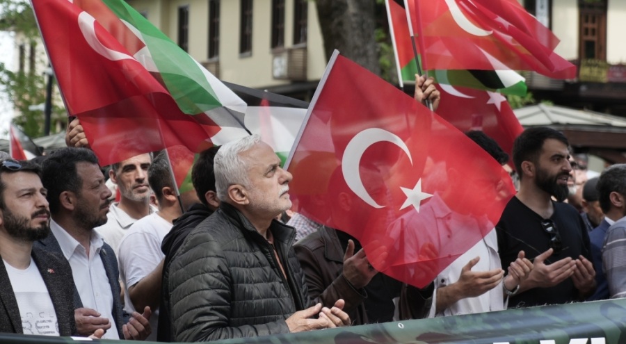 Bursa'da Gazze şehitleri için gıyabi cenaze namazı kılındı