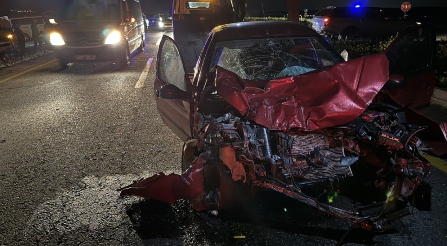 Diyarbakır'da feci kaza: 3'ü çocuk 13 yaralı