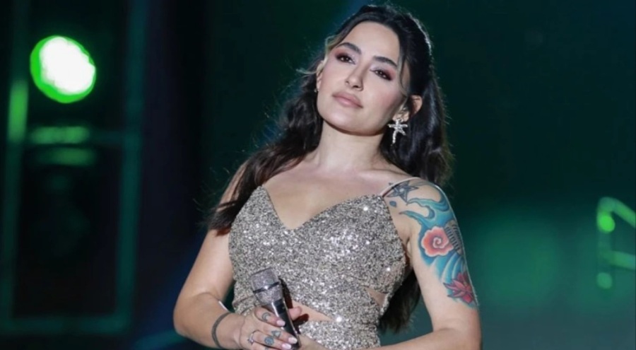 Melek Mosso'nun sahne tarzı ve dans Hadise'ye benzetildi!