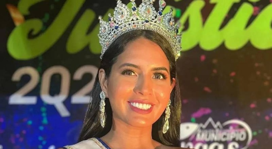 Güzellik kraliçesi dudak operasyonunda hayatını kaybetti