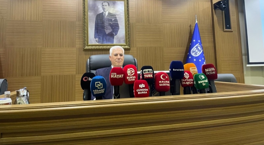 Bozbey: Bursa'yı hep beraber yöneteceğiz Büyükşehir'de başkan vekilleri ve encümen üyeleri belli oldu