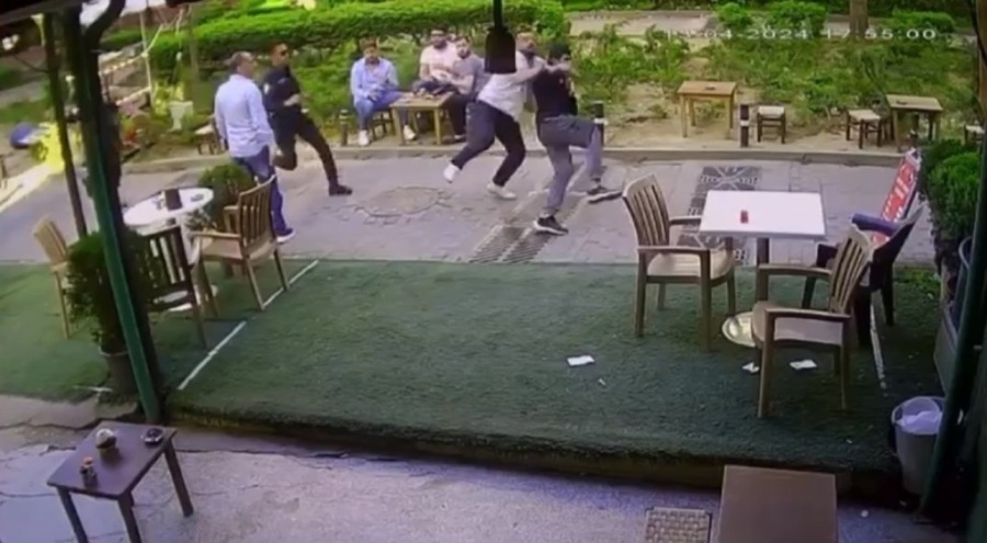 Bursa'da polisten kaçan şüpheliyi çay içen esnaf yakaladı