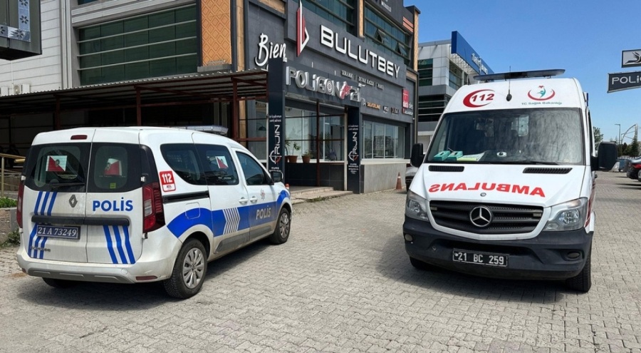 Atış poligonuna giden bir doktor, kendini vurarak hayatına son verdi