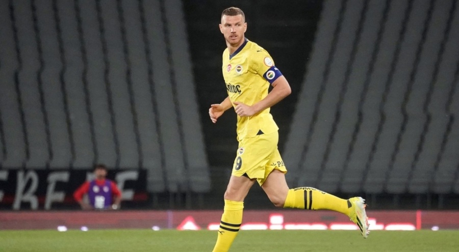 Edin Dzeko, Fenerbahçe tarihine geçti!
