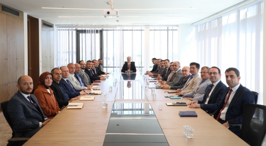 İnegöl Belediyesi'nde başkan yardımcılarının görev dağılımları belli oldu