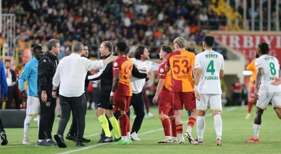 Alanyaspor'dan kırmızı kart tepkisi