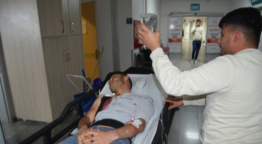 Yol verme tartışmasında 4 Afgan, bıçakla saldırdı